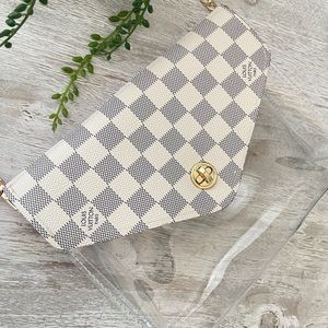 Clear Crossbody Stadium Bag - Perfect for Concerts Football Game Day